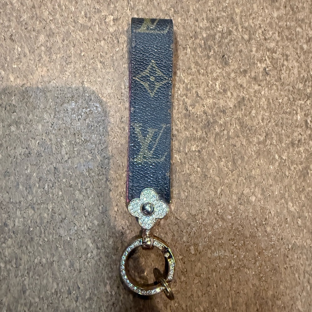 Black and Gold Monogram Key Holder